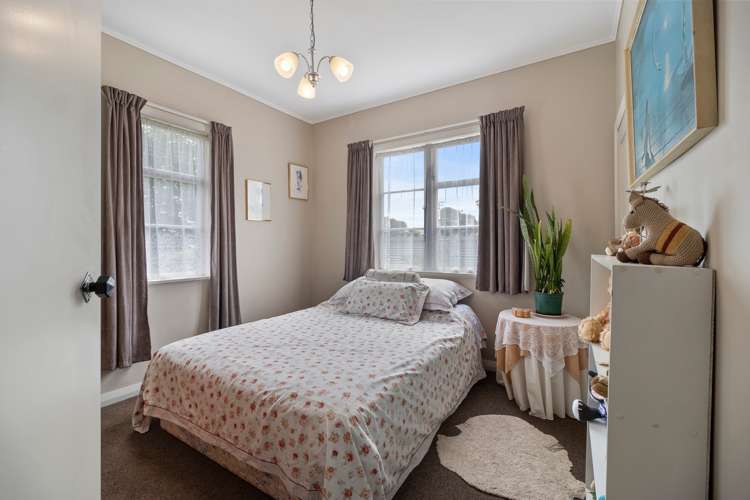 68 Conway Road Eltham_11