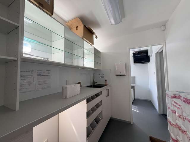 512 East Coast Road Windsor Park_4