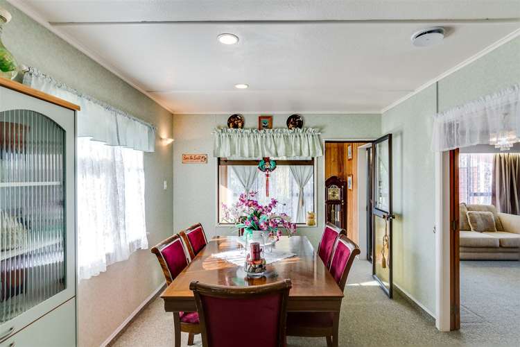 319 Kennedy Road Onekawa_5