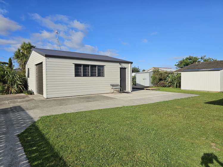 196 Bath Street Levin_13