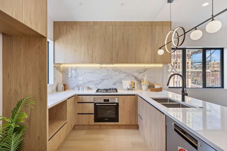 636 Kerepi Street Westgate_8
