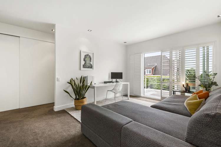 7/258 Hurstmere Road Takapuna_14