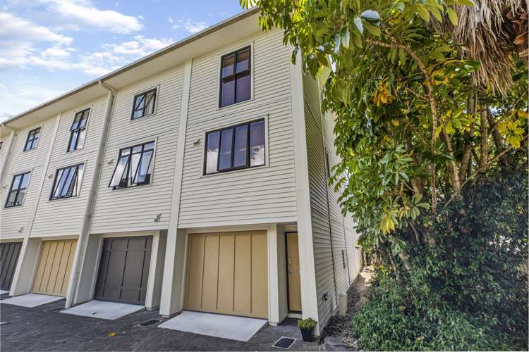 37/17 Lyon Avenue Mount Albert_0