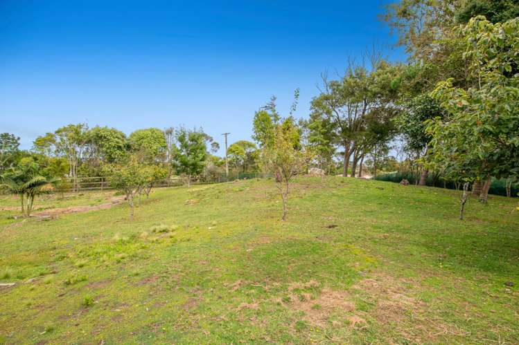 1688 South Head Road Helensville_47