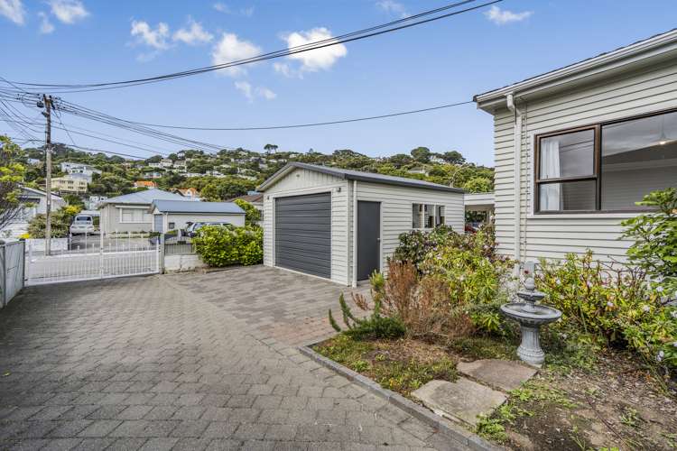 24 Glamis Avenue Strathmore Park_13