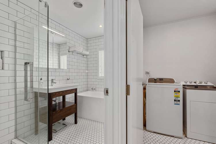 4/203 Lake Road Belmont_7