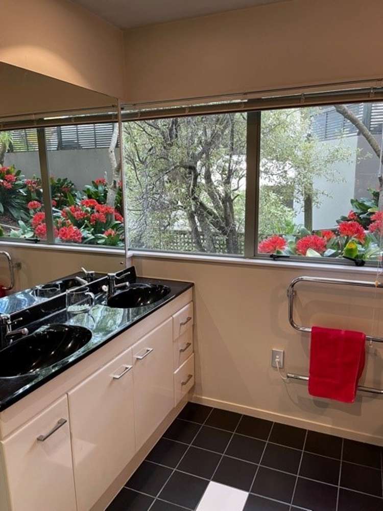 40 Vipond Road Stanmore Bay_10