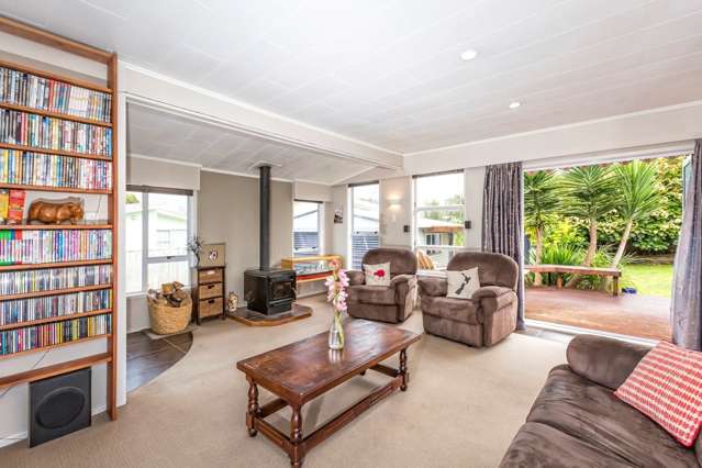 4 Eden Place Pukekohe_4