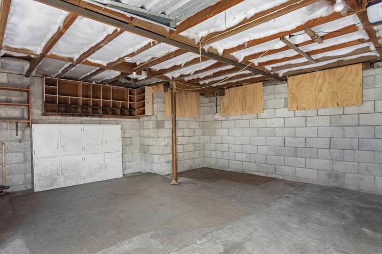 17 River Road Kawerau_13