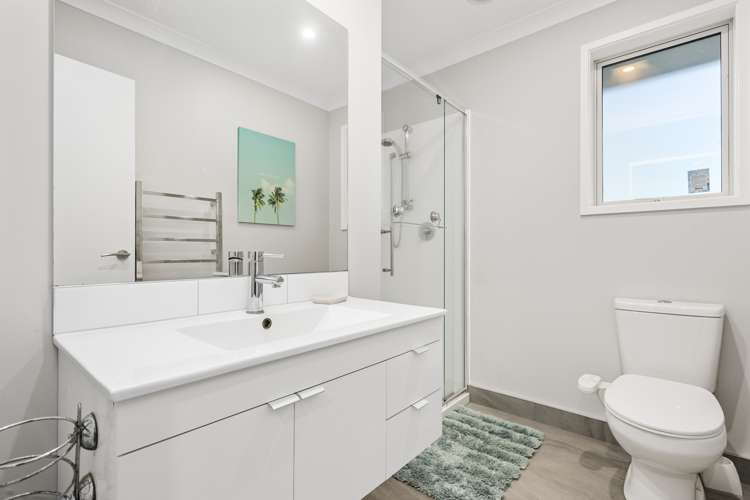 21 Bob Carter Place Welcome Bay_12