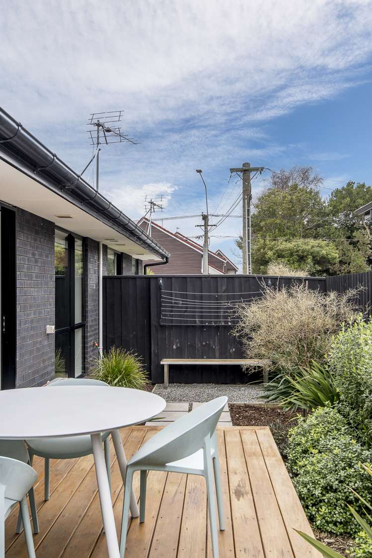 2/407 Hereford Street Linwood_12