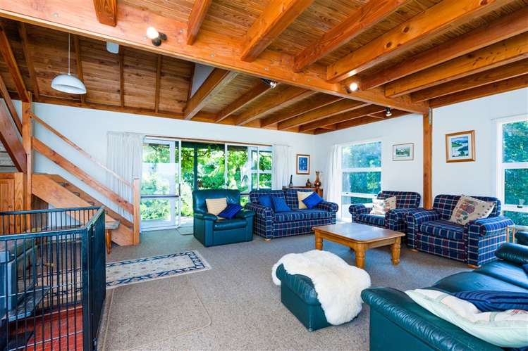 15 Tirimoana Terrace Anakiwa and Surrounds_15