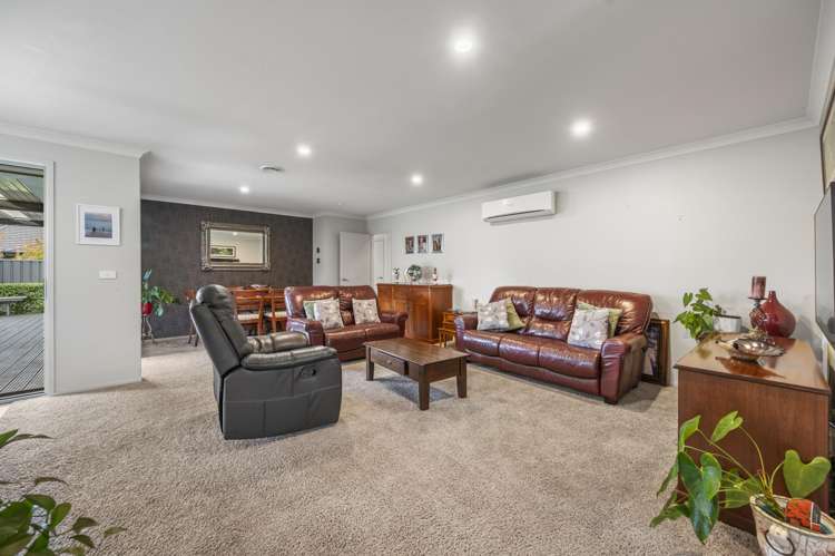 5 Begley Place Frimley_3