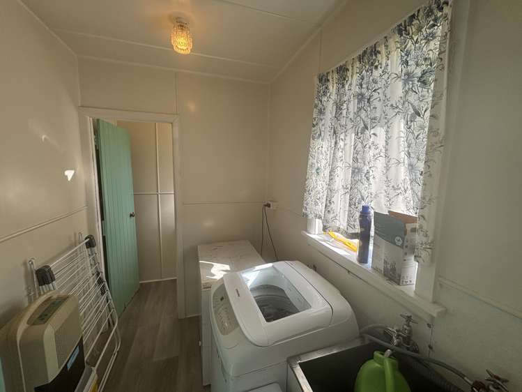 152 Springs Road Hornby_9