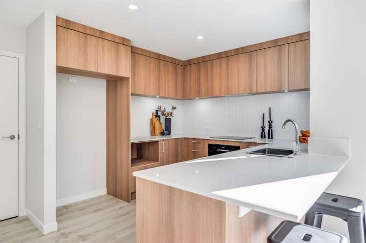 15 Tiroake Street Ruakura_9