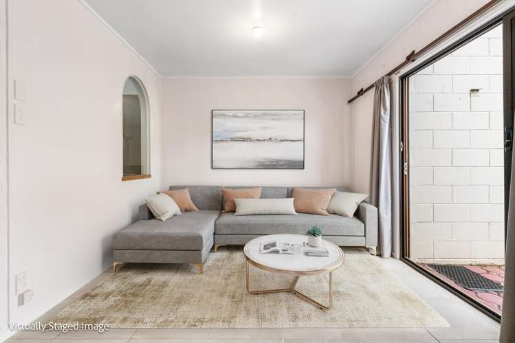 6/3 Glen Road_0