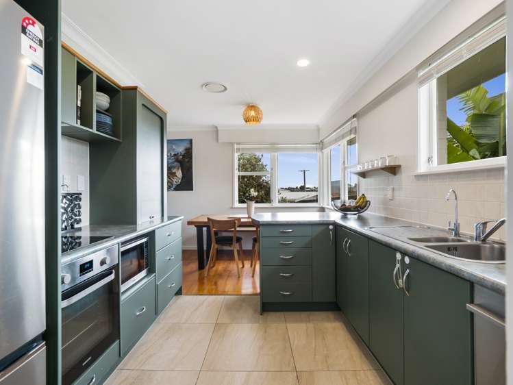 22 Smiths Road Matua_7