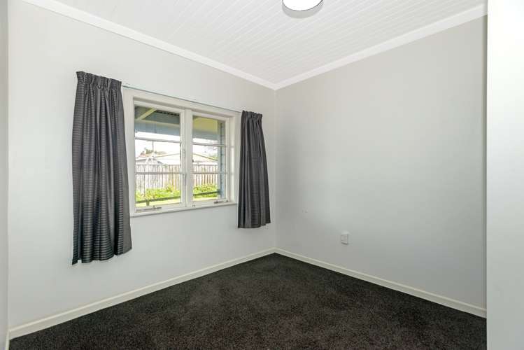 4 Root Street Gisborne_14