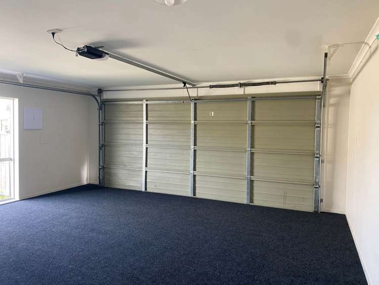 5 Manene Street Wattle Downs_13