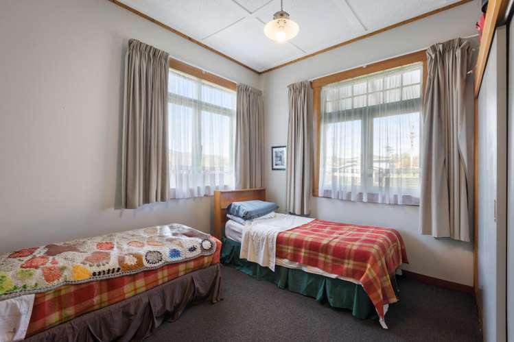 54 Station Road Paeroa_13