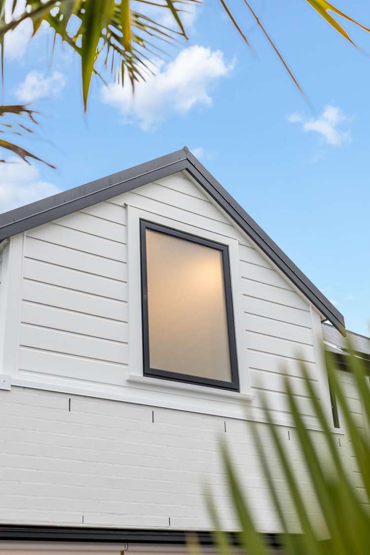 21c Newell Street Point Chevalier_13