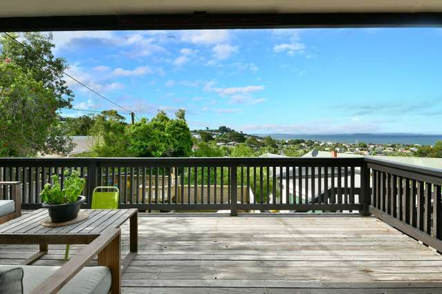 47b Elliston Crescent Stanmore Bay_1