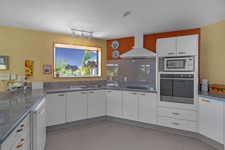 94 Roydon Drive Templeton_4