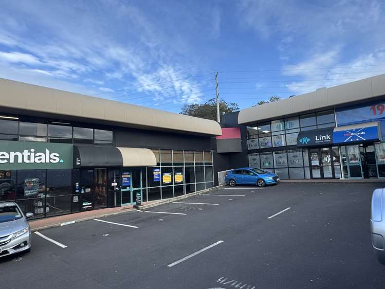 P/18 Link Drive Wairau Valley_2