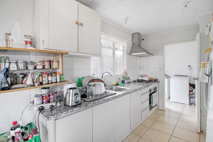 5 Galilee Avenue Red Hill_7