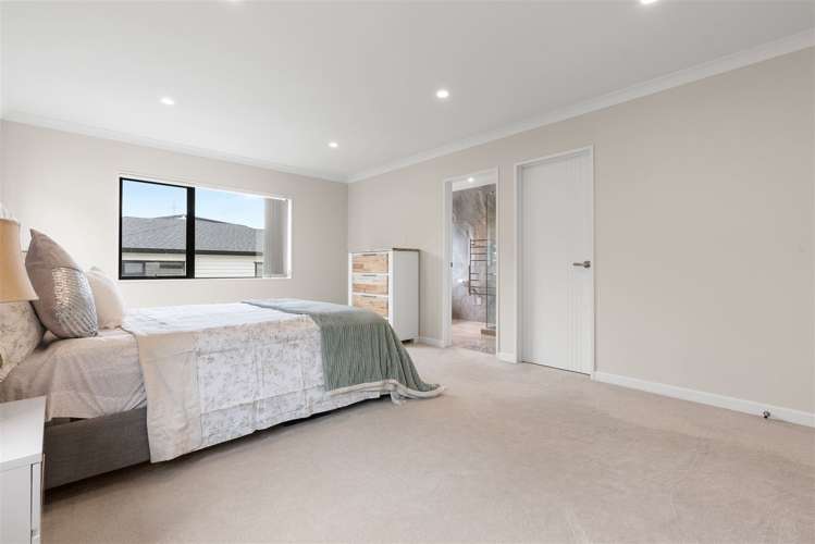 25b Arrowsmith Drive Flat Bush_11