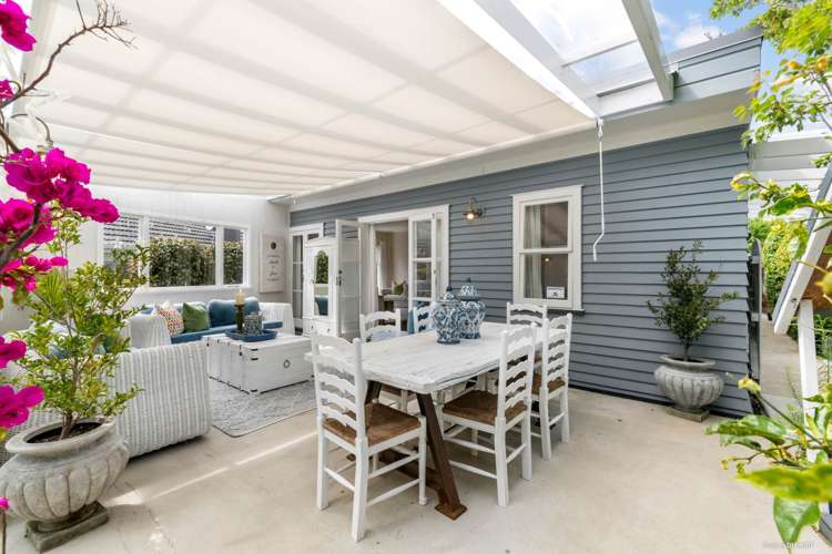 18 Glenfern Road Mellons Bay_8