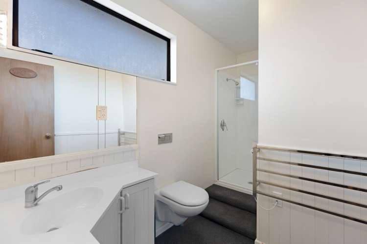 11 Koromiko Street Saint Martins_10