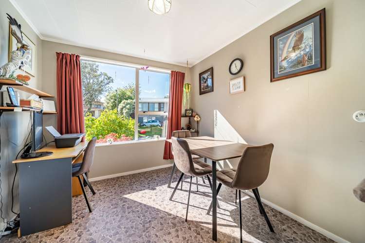 11 Dakota Grove Totara Park_9