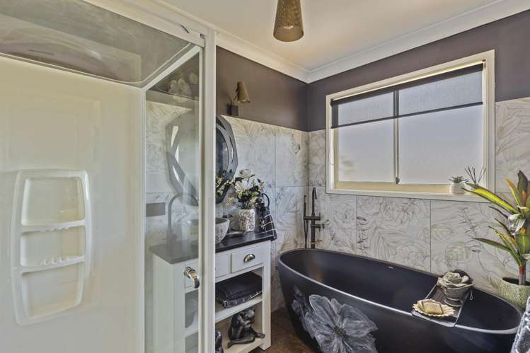 615 Wortley Road Inglewood_15