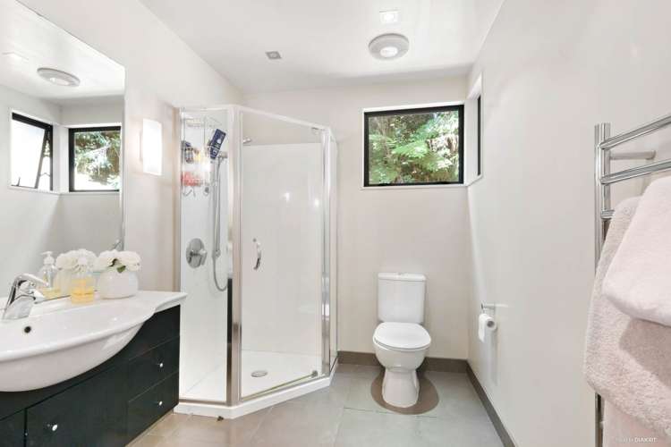 26a Seaview Avenue Northcote_18