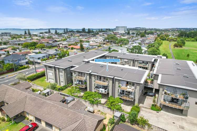 307/252 Centreway Road Orewa_20