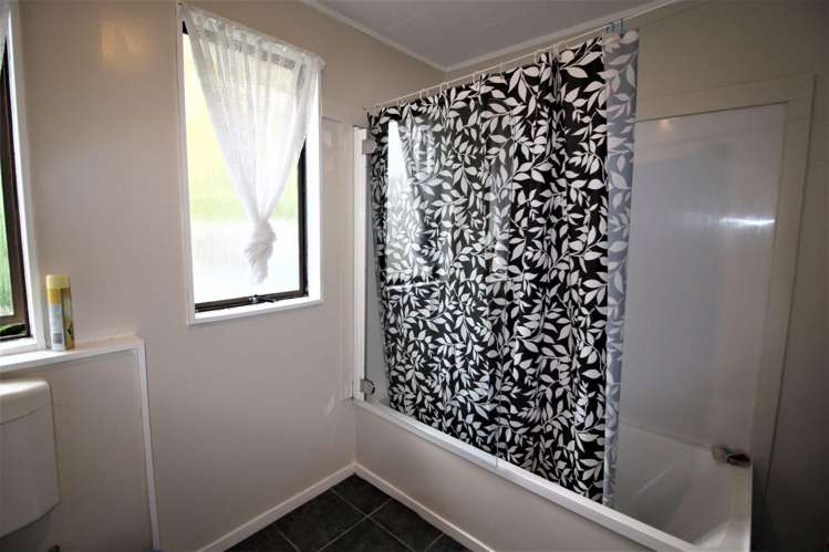 12 Paulson Road Te Karaka_6