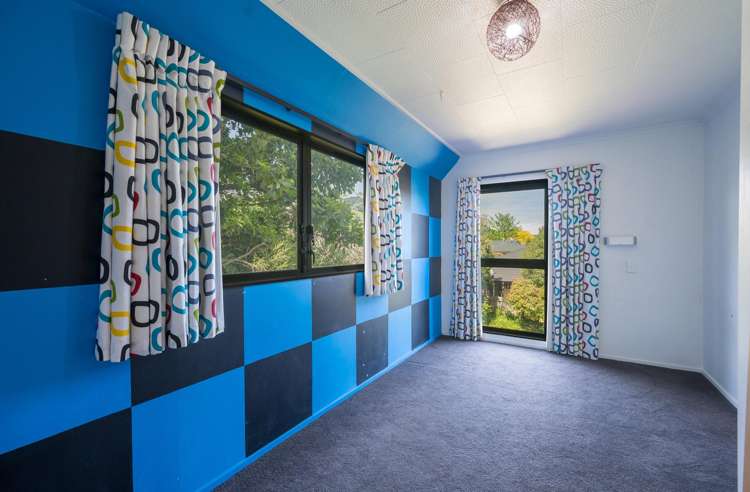 13 Farnham Drive Richmond_17