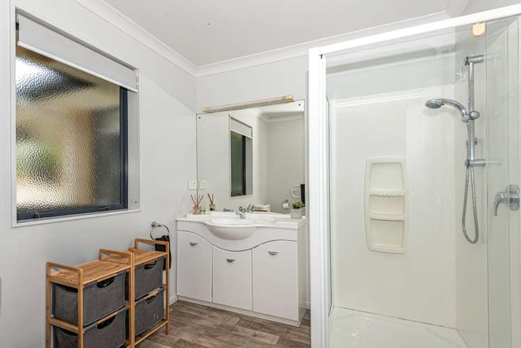 26 Lochiel Place Te Kamo_12