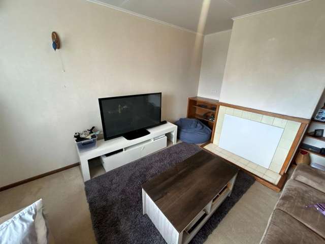 2/7 Blenheim Place 10844_3