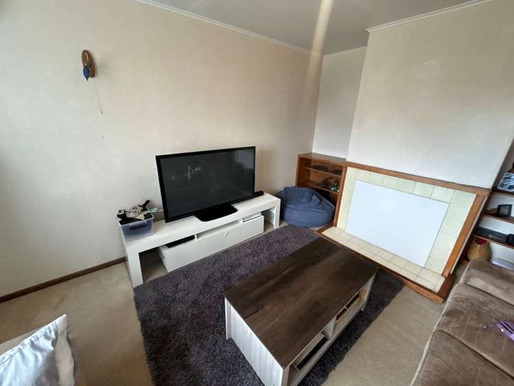 2/7 Blenheim Place 10844_3