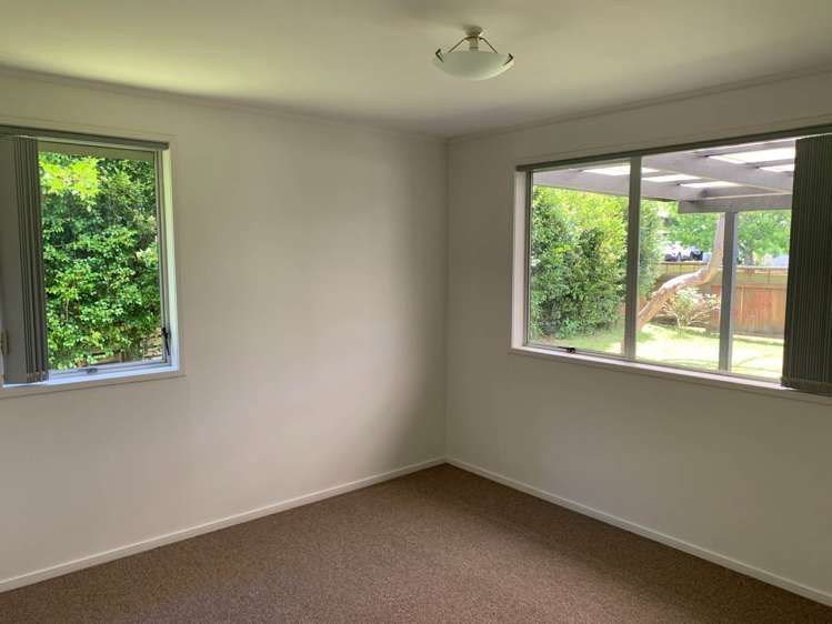 9 Julia Place Totara Vale_6