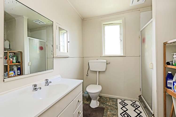 504 Karamu Road South Raureka_11