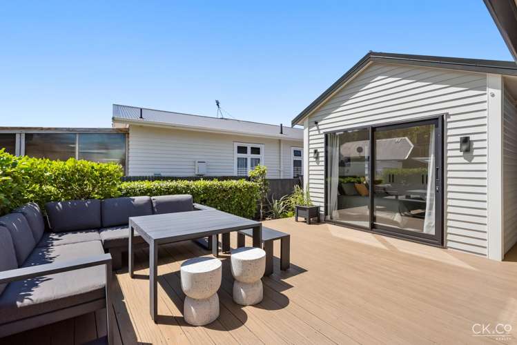 42 Tui Street Alicetown_16