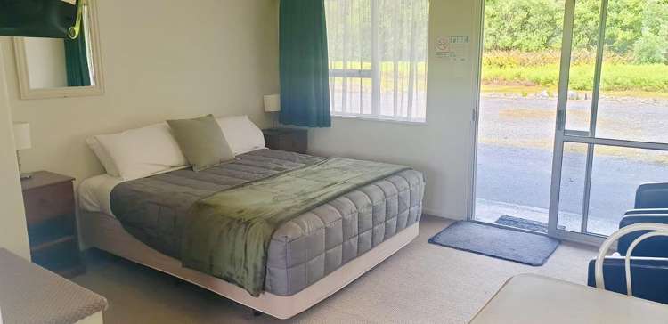 2830 Franz Josef Highway Franz Josef Glacier_15