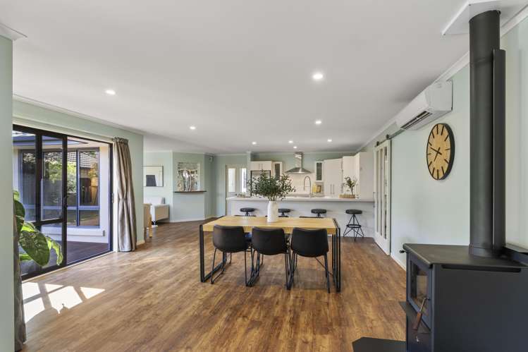 16 Bottle Lake Drive Parklands_10