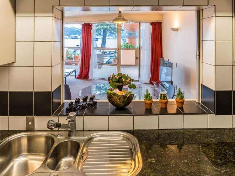 2/226 Oriental Parade Oriental Bay_5