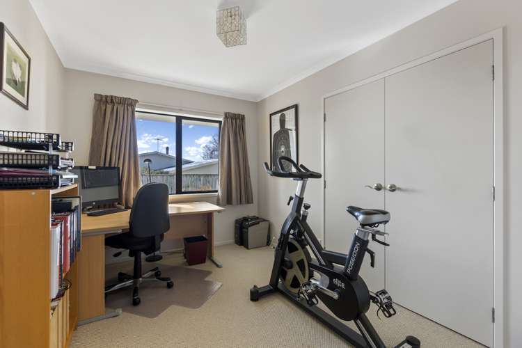 11a Handley Place Glen Avon_13