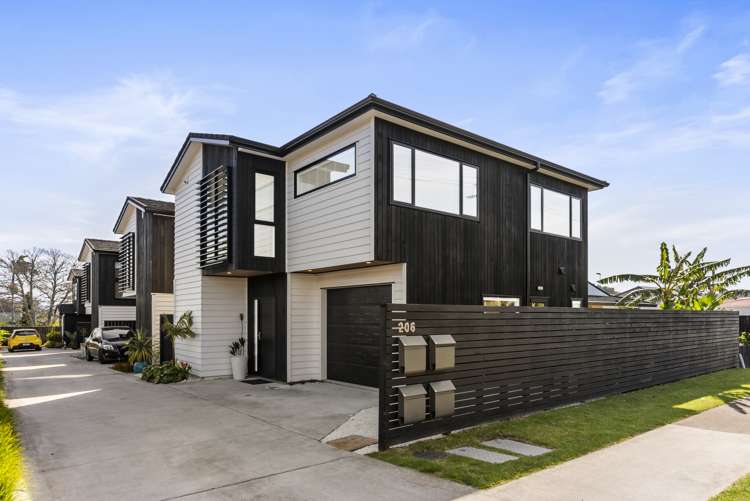 206a Centreway Road Orewa_8