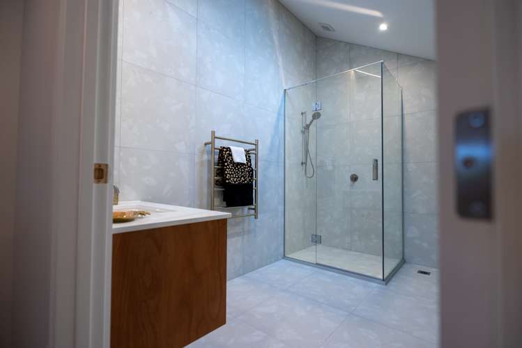 6 Weston Avenue Roslyn_8